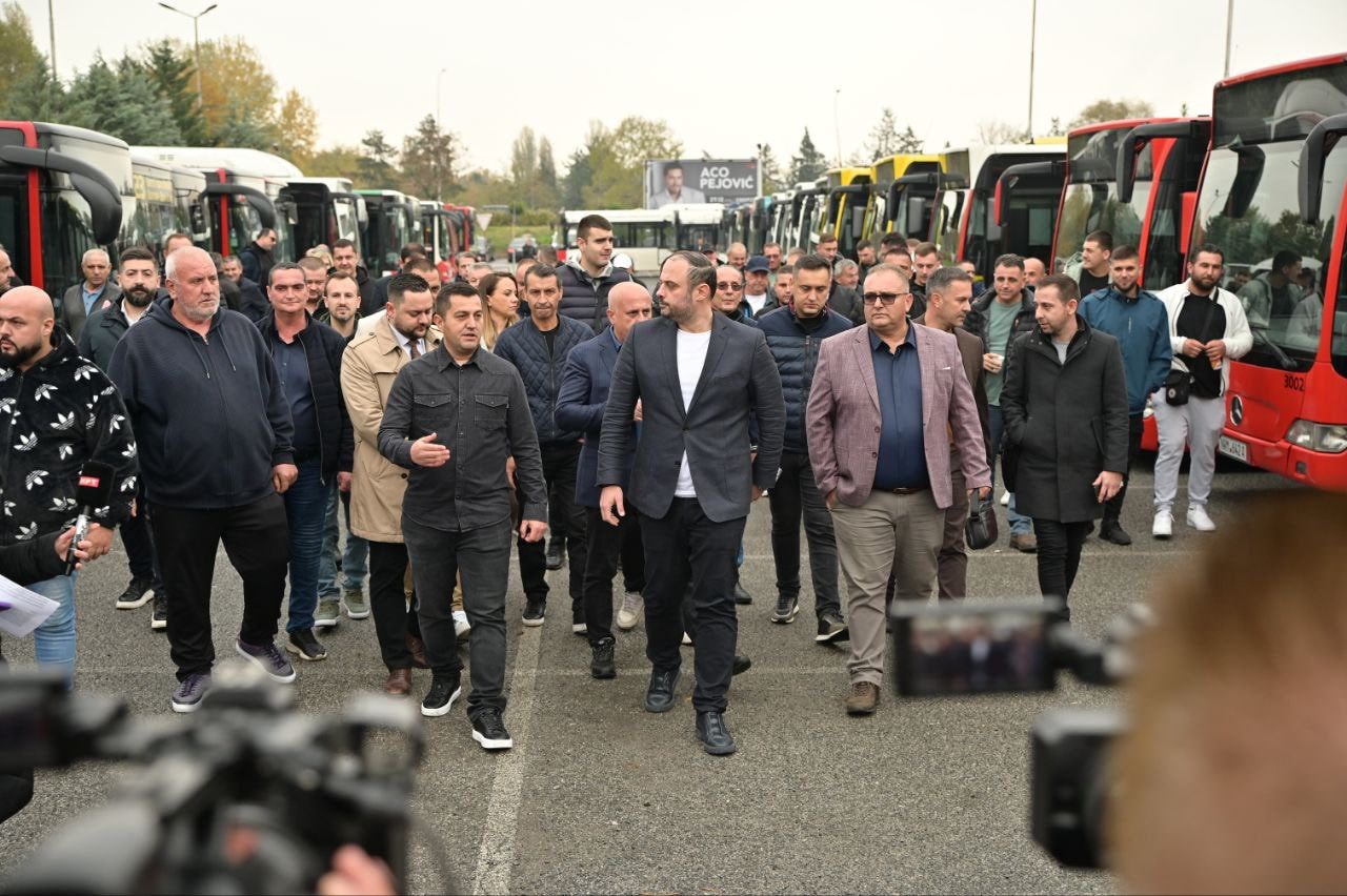 Ѓорѓиевски: Од понеделник 55 автобуси повторно ќе сообраќаат низ скопските улици