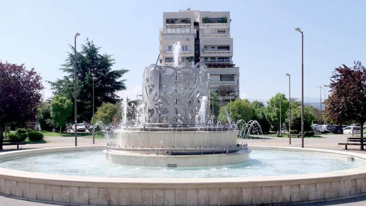 Летно освежување во Карпош: Ставени во функција реконструираните фонтани на четири локации