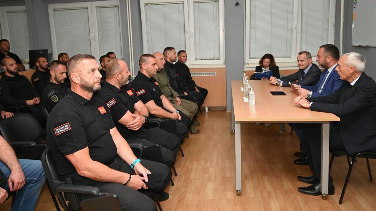 Специјалната единица „Тигар“ ќе ги усовршува техниките на пробивање заедно со француската единица „РАИД“
