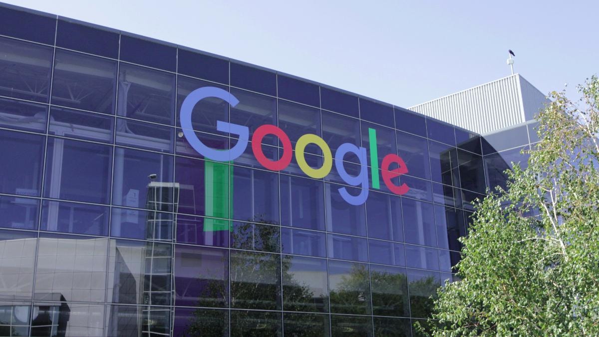 Протести во Google: Вработените со масовна петиција бараат заштита од отпуштања поради развојот на вештачката интелигенција