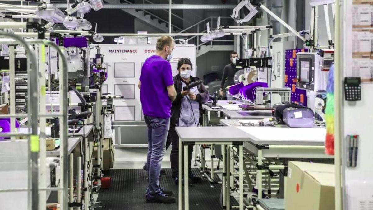 Бројот на работници во индустријата се намали за 2,3 проценти во јуни, рударството со најголем пад