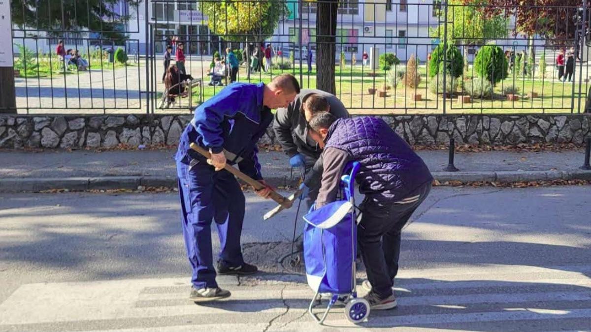 Во тек е редовната есенска дератизација низ Општина Кисела Вода: Опфатени над 2.000 шахти