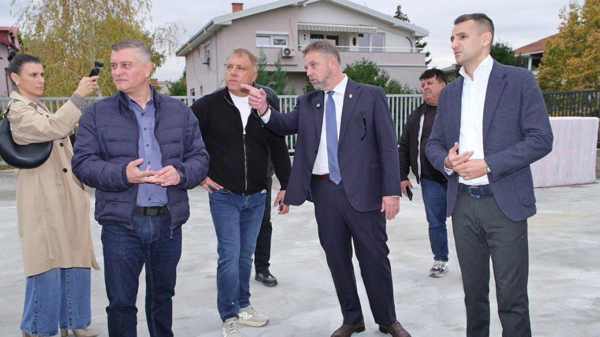 Лукровски и Велковски во увид на градежните работи: Новата градинка „Пролет 2“ во Козле ќе згрижи 146 деца